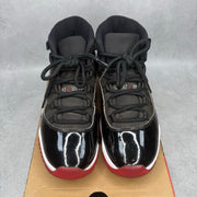 Jordan 11 Retro Playoffs Bred (2019) *pre-owned* SIZE 9