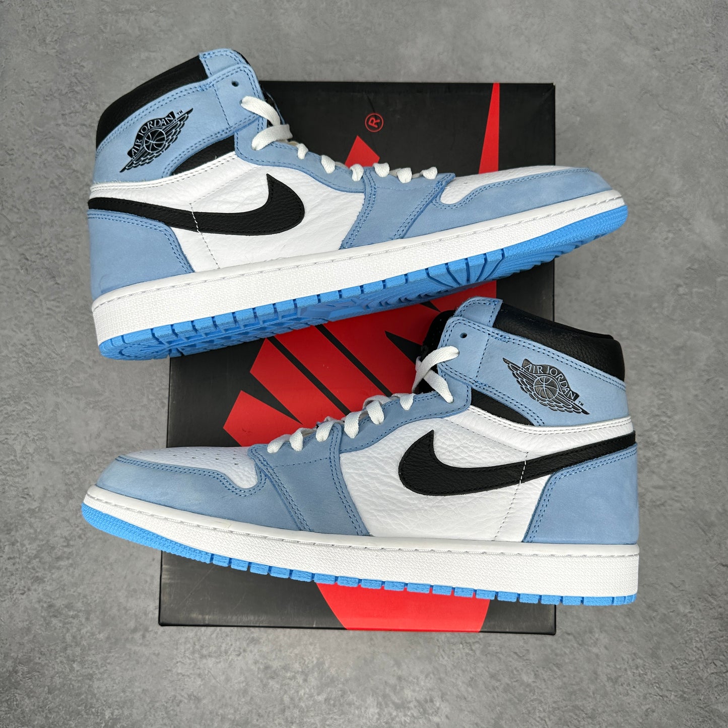 Jordan 1 Retro High OG University Blue