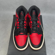 Jordan 1 Mid Banned (2020) 9.5 (Pre-Owned) - tag