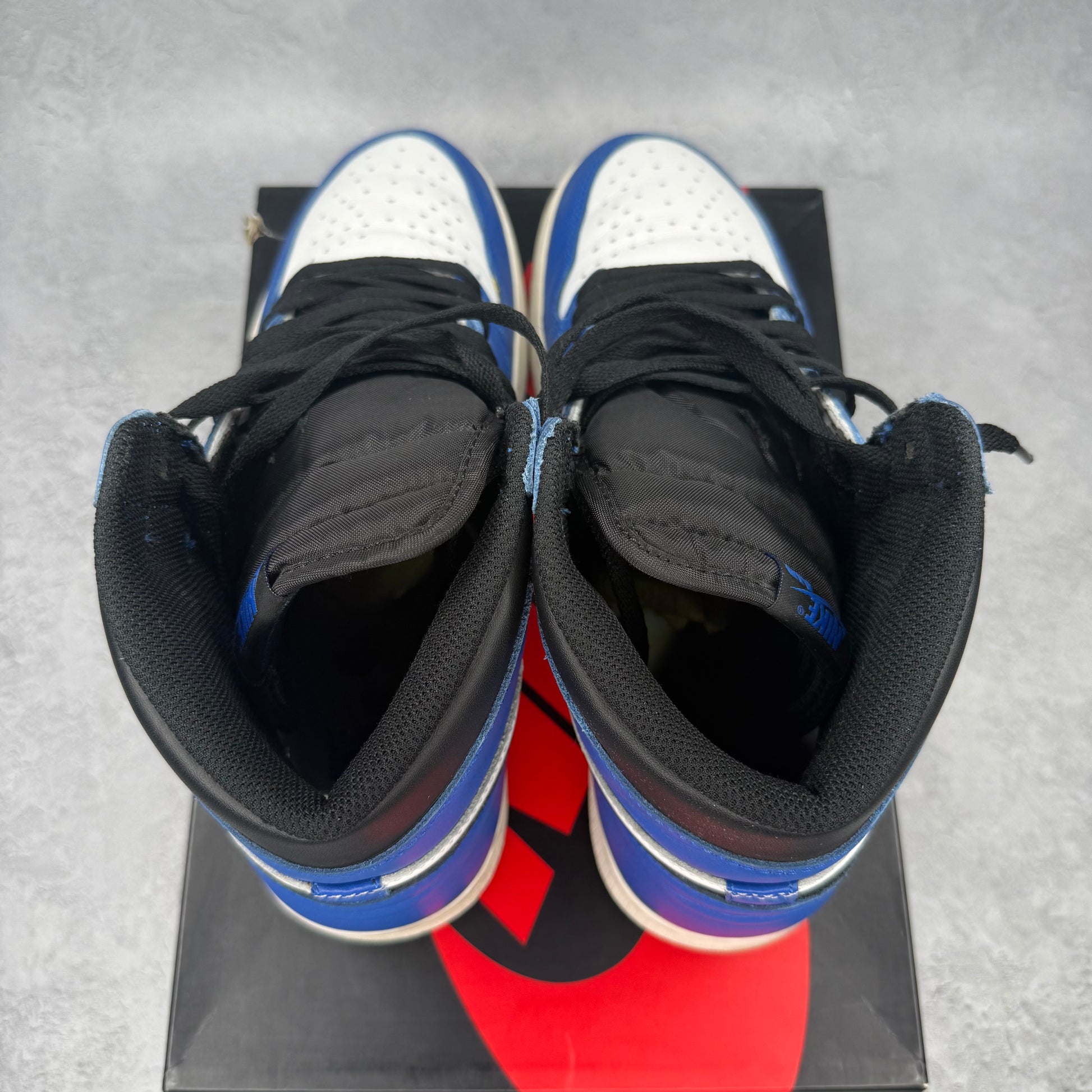 Jordan 1 Retro High Game Royal *pre-owned* SIZE 11