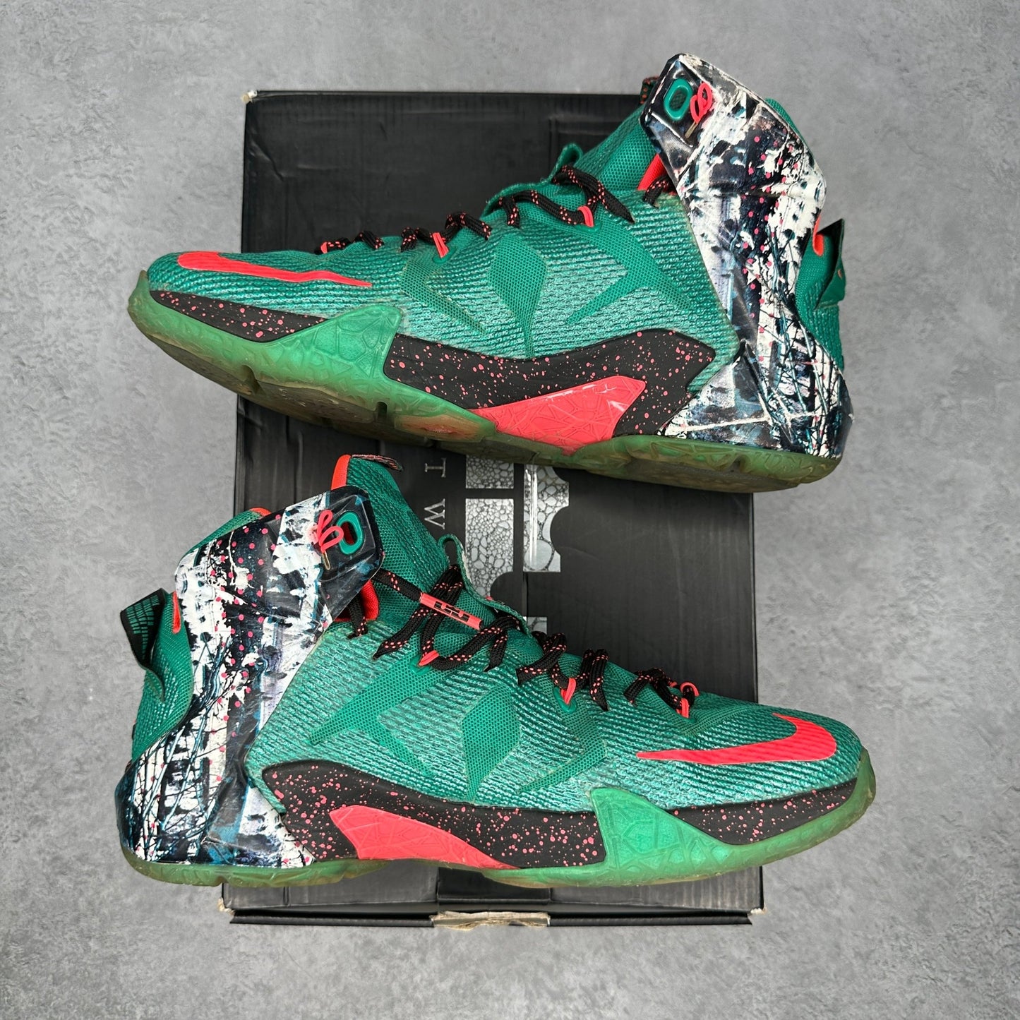 Nike LeBron 12 Akron Birch *pre - owned* SIZE 9.5 - Kicks Collective PA - Nike - 707558-363 - Men's Shoes - 9.5M/11W - Pre - Owned