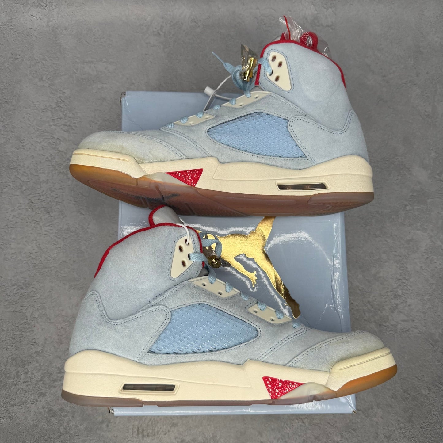Jordan 5 Retro Trophy Room Ice Blue *yellowed* - Kicks Collective PA - Jordan - CI1899-400 - Men's Shoes - 12M/13.5W - Brand New - Original Box (Damaged)