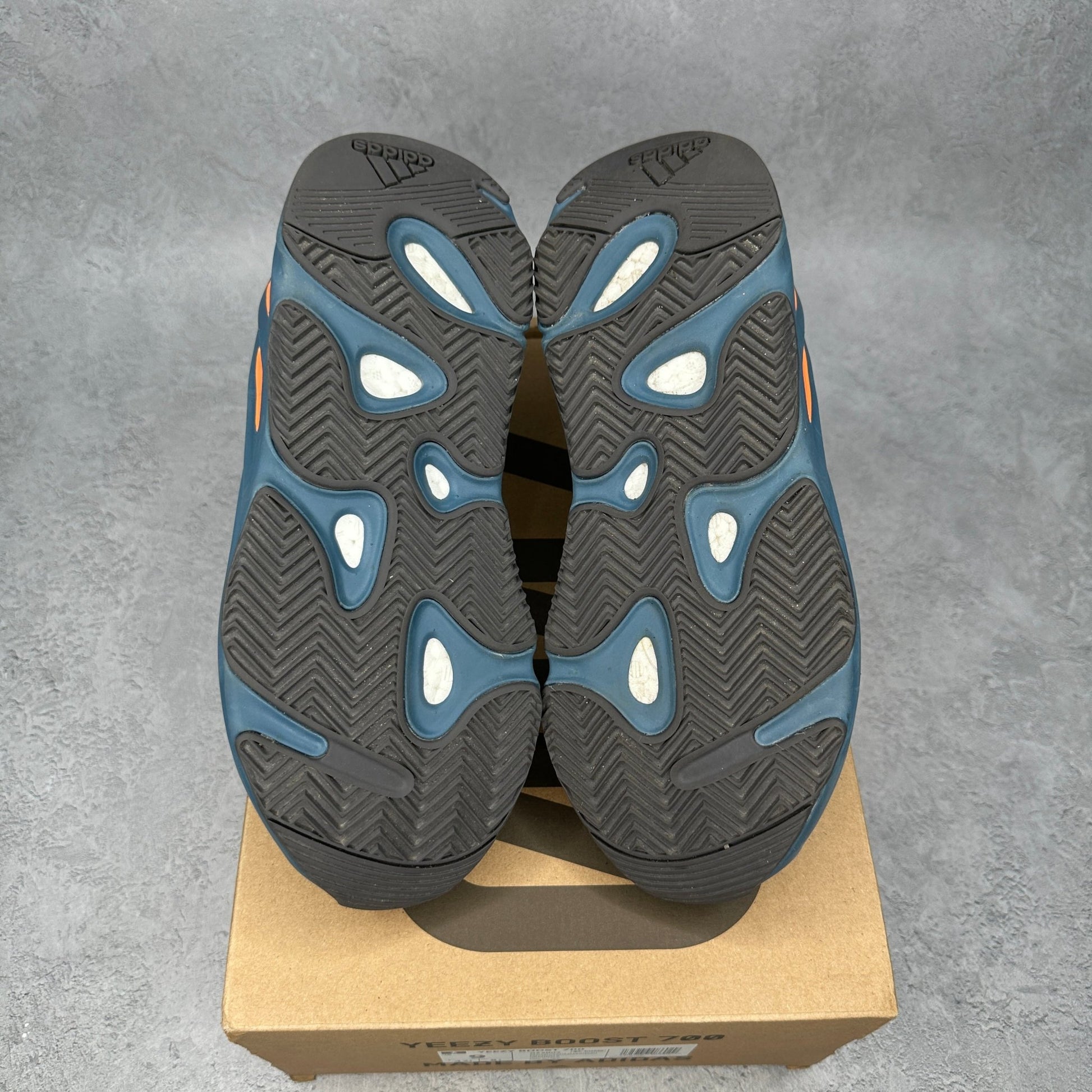 adidas Yeezy Boost 700 Faded Azure *pre - owned* SIZE 9 - Kicks Collective PA - adidas - GZ2002 - Men's Shoes - 9M/10.5W - Pre - Owned