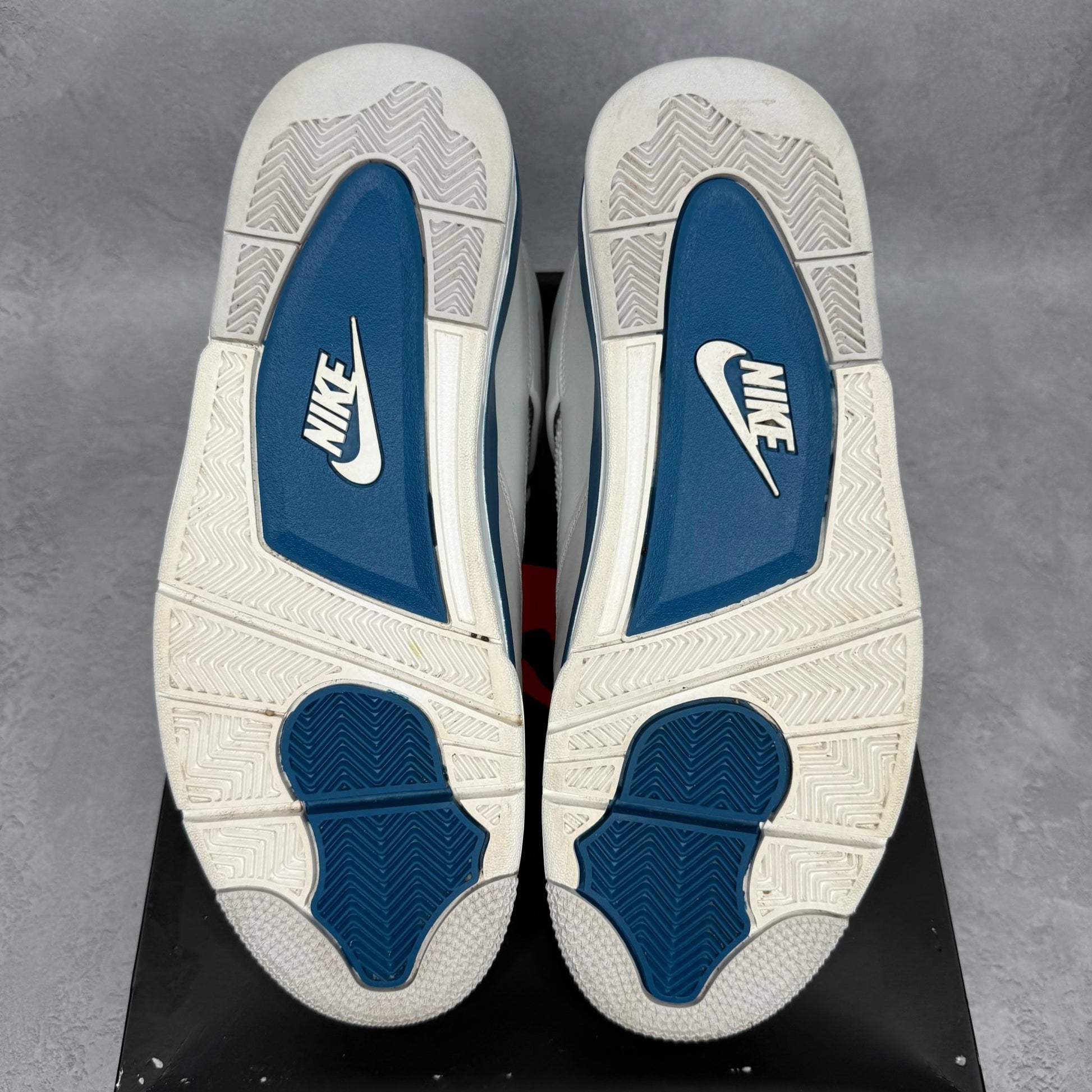 Jordan 4 Retro Military Blue (2024) *pre - owned* SIZE 11.5 - Kicks Collective PA - Jordan - FV5029 - 141 - Men's Shoes - 11.5M/13W - Pre - Owned
