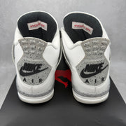 Jordan 4 Retro White Cement (2025) *pre-owned* SIZE 9.5
