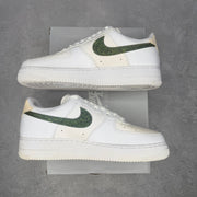 Nike Air Force 1 Low Glitter Swoosh Green (Women's) *yellowing*