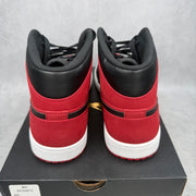 Jordan 1 Mid Gym Red Black *pre-owned* SIZE 11