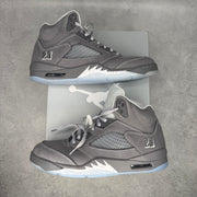 Jordan 5 Retro Wolf Grey (2026) *pre-owned* SIZE 11