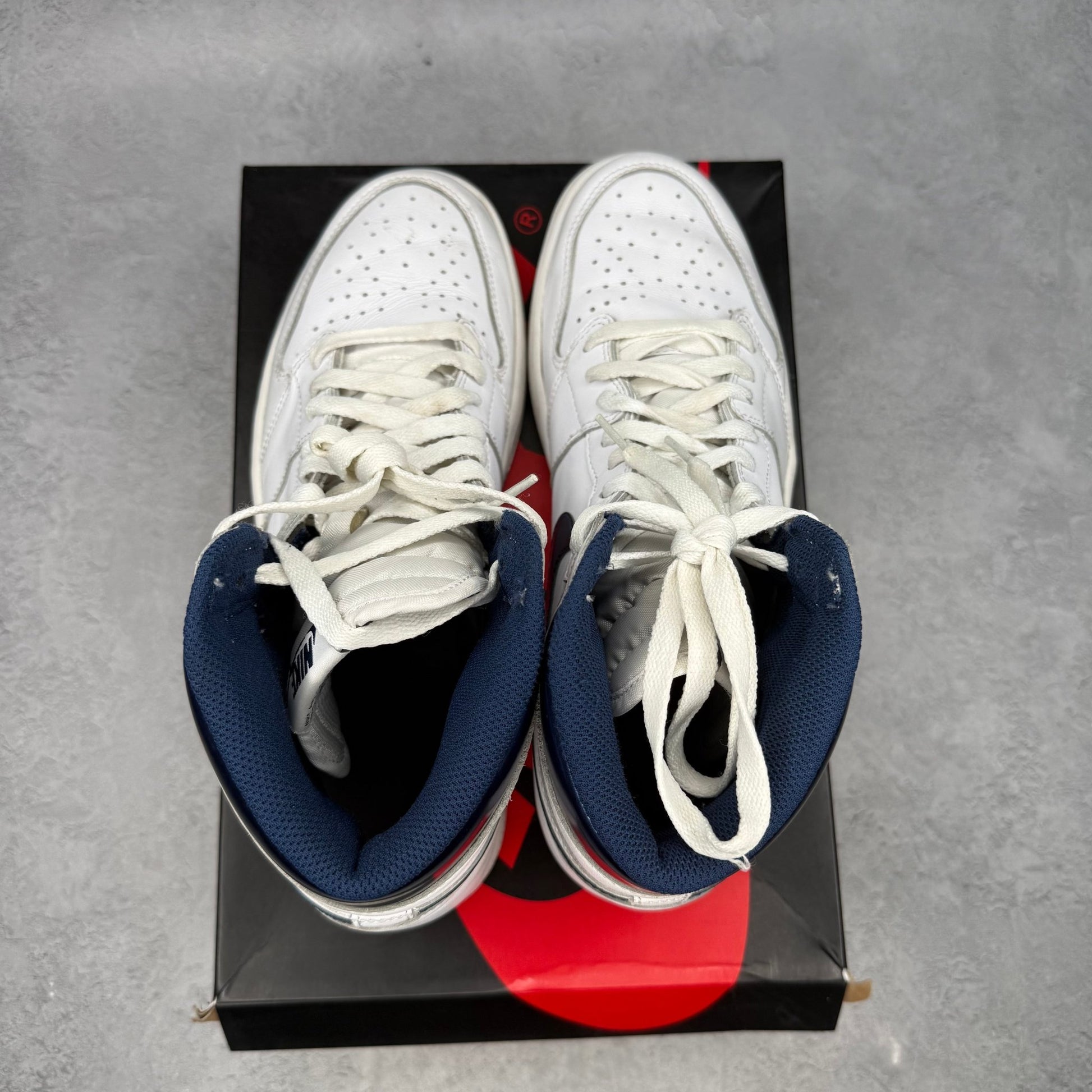 Jordan 1 High Metallic Navy 2016 *pre - owned* SIZE 11 - Kicks Collective PA - Jordan - 555088-106 - Men's Shoes - 11M/12.5W - Pre - Owned