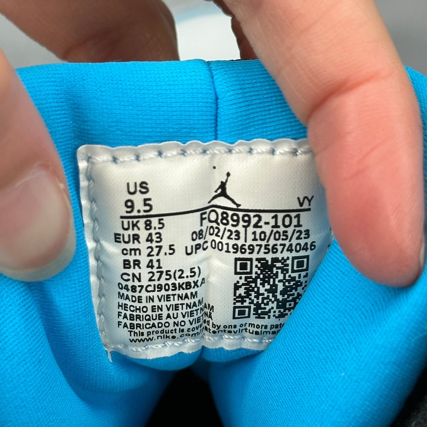 Jordan 9 Retro Powder Blue (2024) *pre - owned* SIZE 9.5 - Kicks Collective PA - Jordan - FQ8992-101 - Men's Shoes - 9.5M/11W - Pre - Owned - Original Box (Damaged)