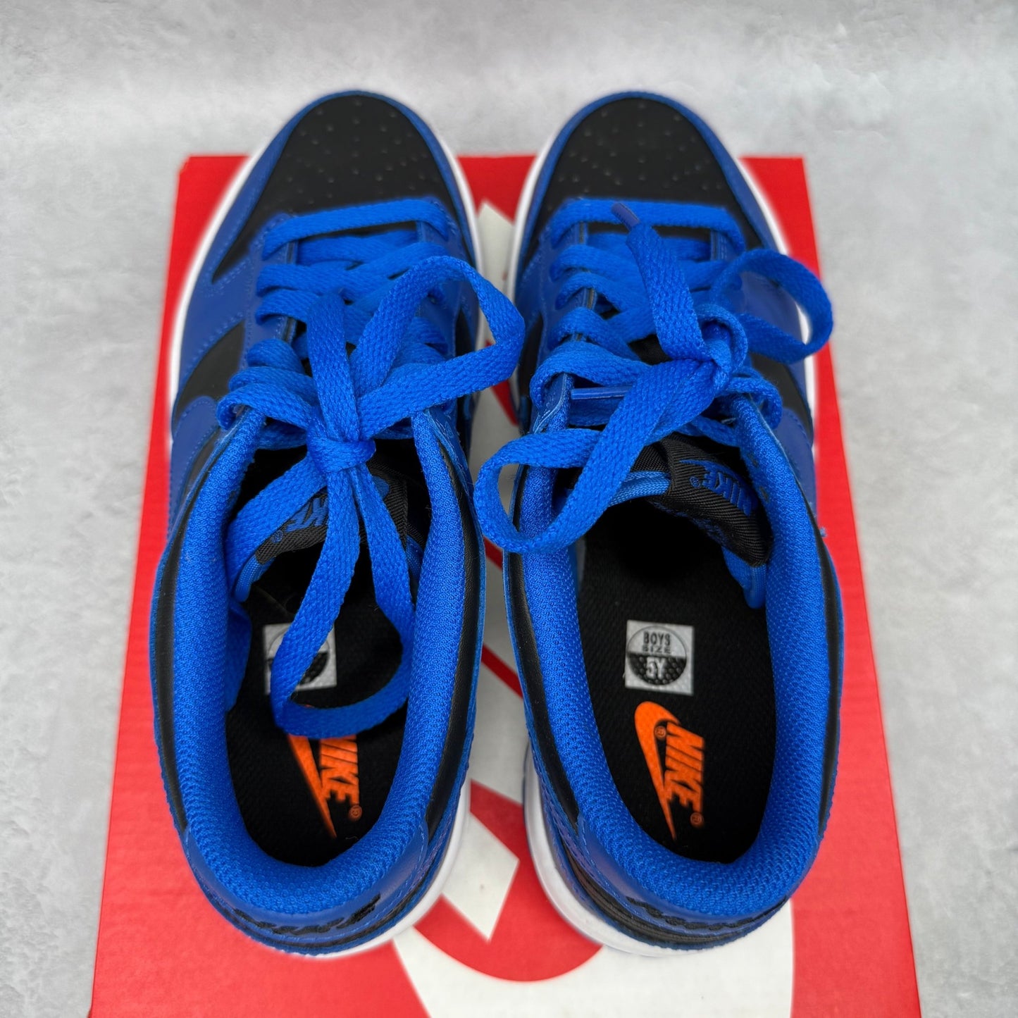 Nike Dunk Low Retro Hyper Cobalt (GS) *pre - owned* SIZE 5Y - Kicks Collective PA - Nike - CW1590-001 - Kid's Shoes - 5Y - Pre - Owned
