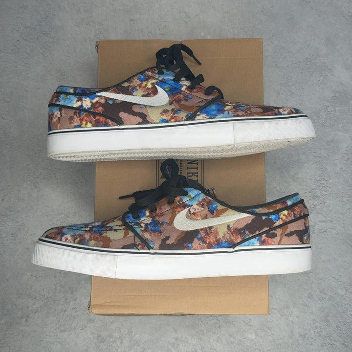 Nike SB Stefan Janoski Zoom Digi Floral Blue 10 (Pre-Owned) - Kicks Collective PA - Nike - 482972-904-10-PO-1 - Pre-Owned Sneakers - 10M / 11.5W