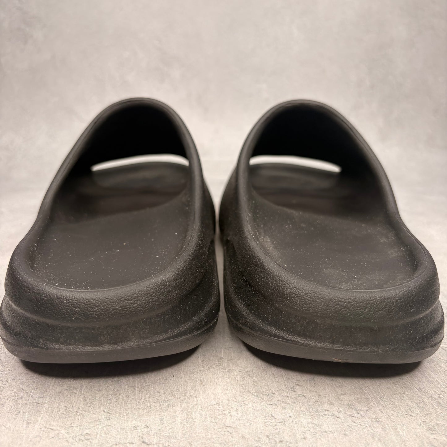 YZY YS-01 Black *pre-owned* SIZE 12