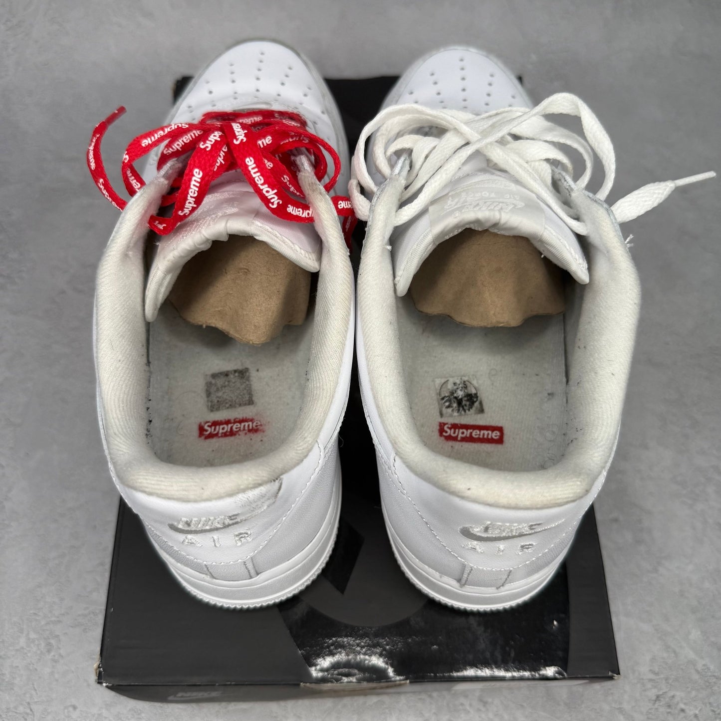 Nike Air Force 1 Low Supreme White *pre - owned* SIZE 8.5 - Kicks Collective PA - Nike - CU9225 - 100 - Men's Shoes - 8.5M/10W - Pre - Owned