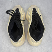 adidas Yeezy 700 V3 Azael *pre-owned* SIZE 6.5