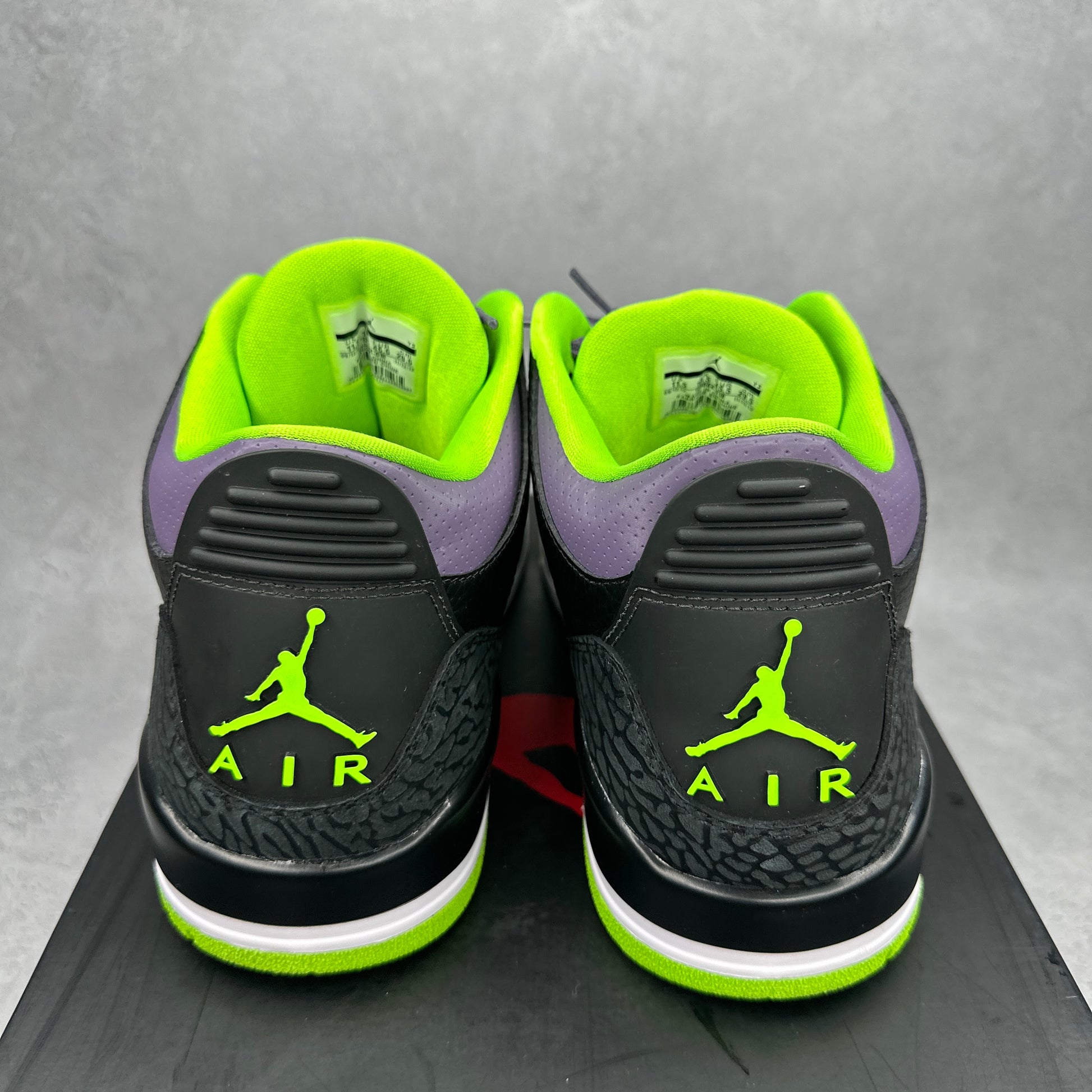 Jordan 3 Retro Joker *pre-owned* SIZE 11.5
