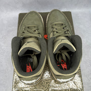 Jordan 3 Retro Family Affair *pre-owned* SIZE 10.5