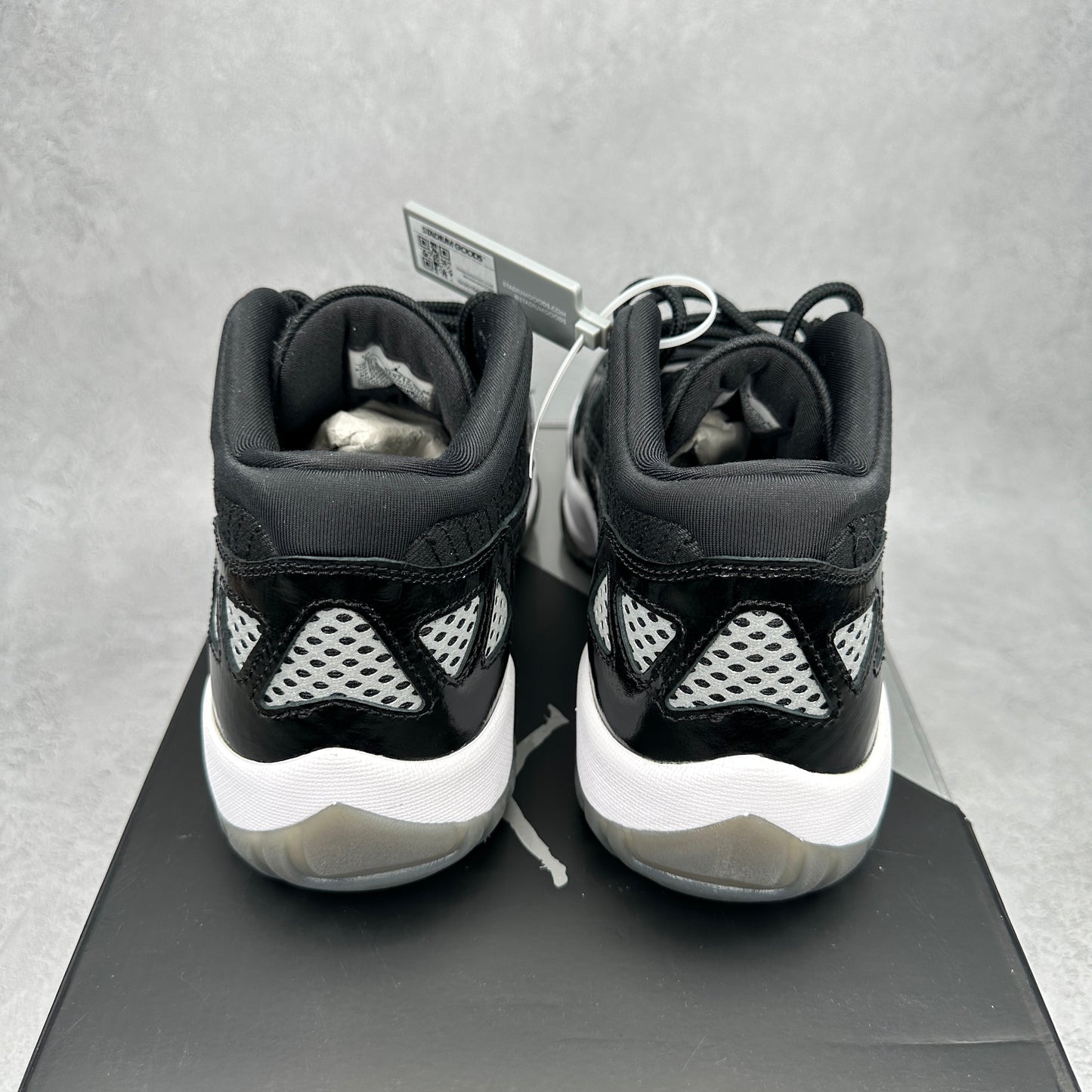 Jordan 11 Retro Low IE Craft Black White