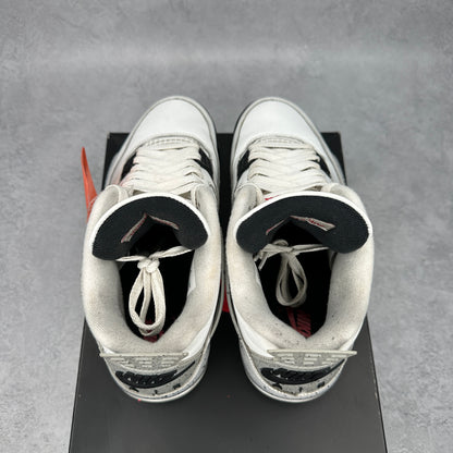 Jordan 4 Retro White Cement (2025) *pre-owned* SIZE 9