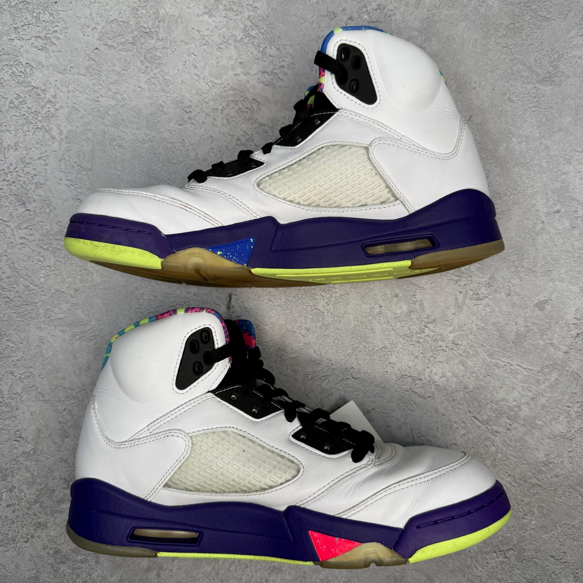 Jordan 5 Retro Alternate Bel - Air *pre - owned* SIZE 9 - Kicks Collective PA - Jordan - DB3335 - 100 - Men's Shoes - 9M/10.5W - Pre - Owned