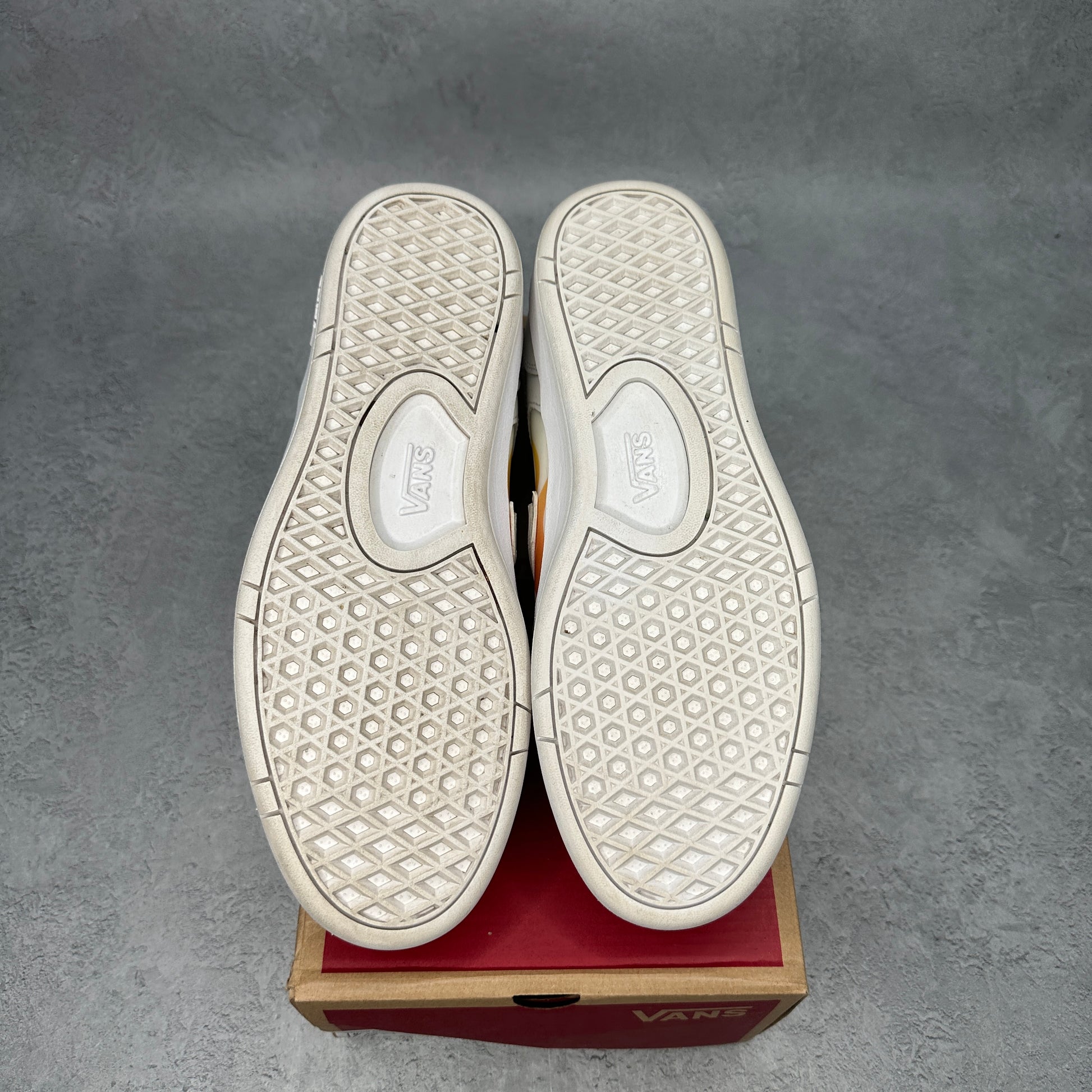 Vans Lowland CC Lenticular *pre-owned* SIZE 10.5