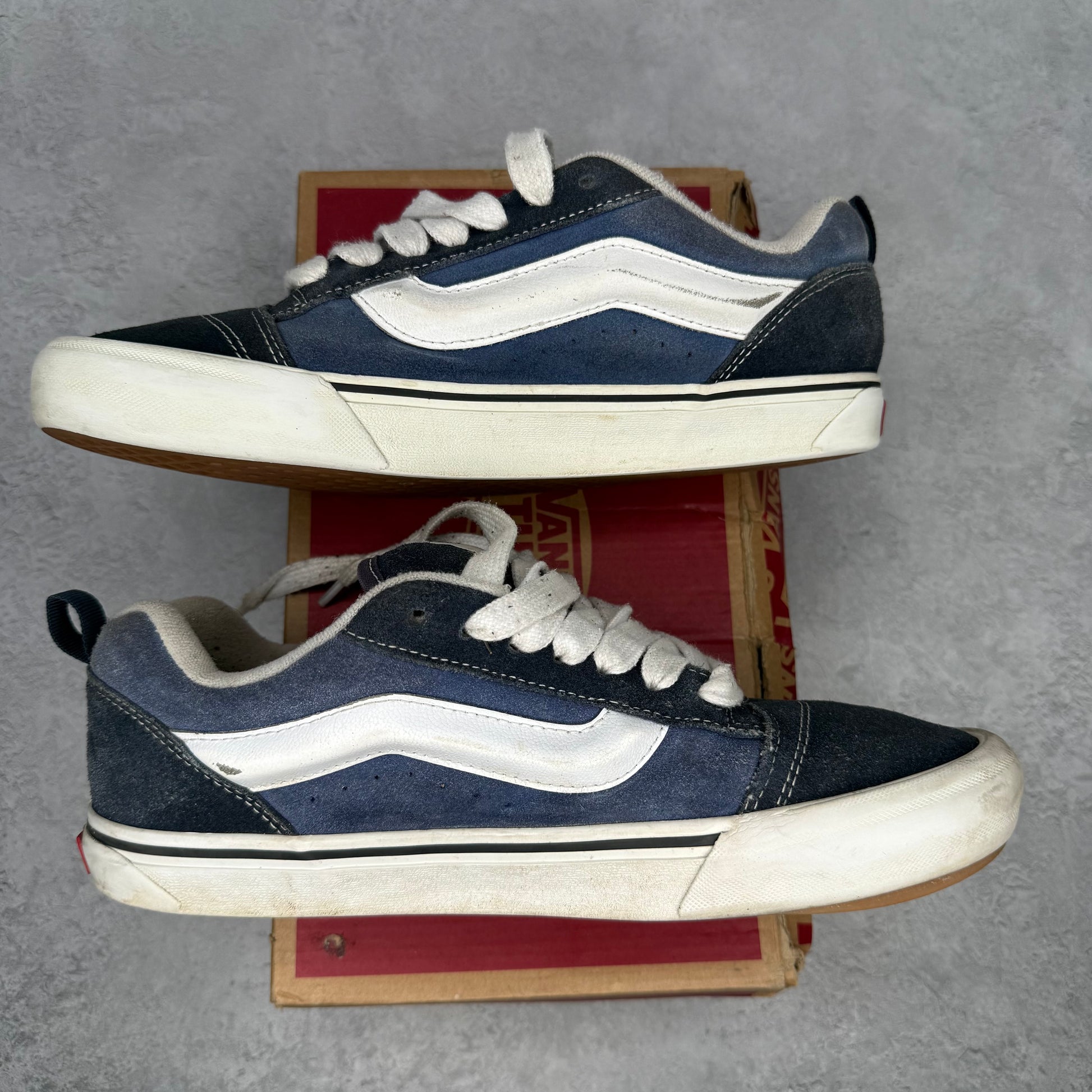 Vans Knu Skool Navy White *pre-owned* SIZE 10.5