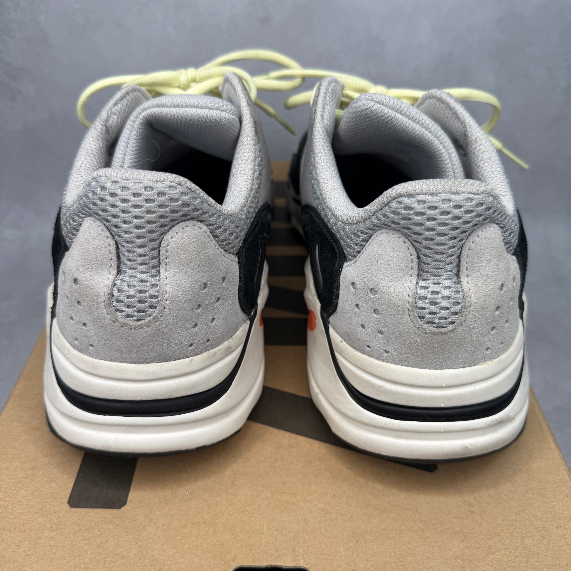 adidas Yeezy Boost 700 Wave Runner *pre-owned* SIZE 12