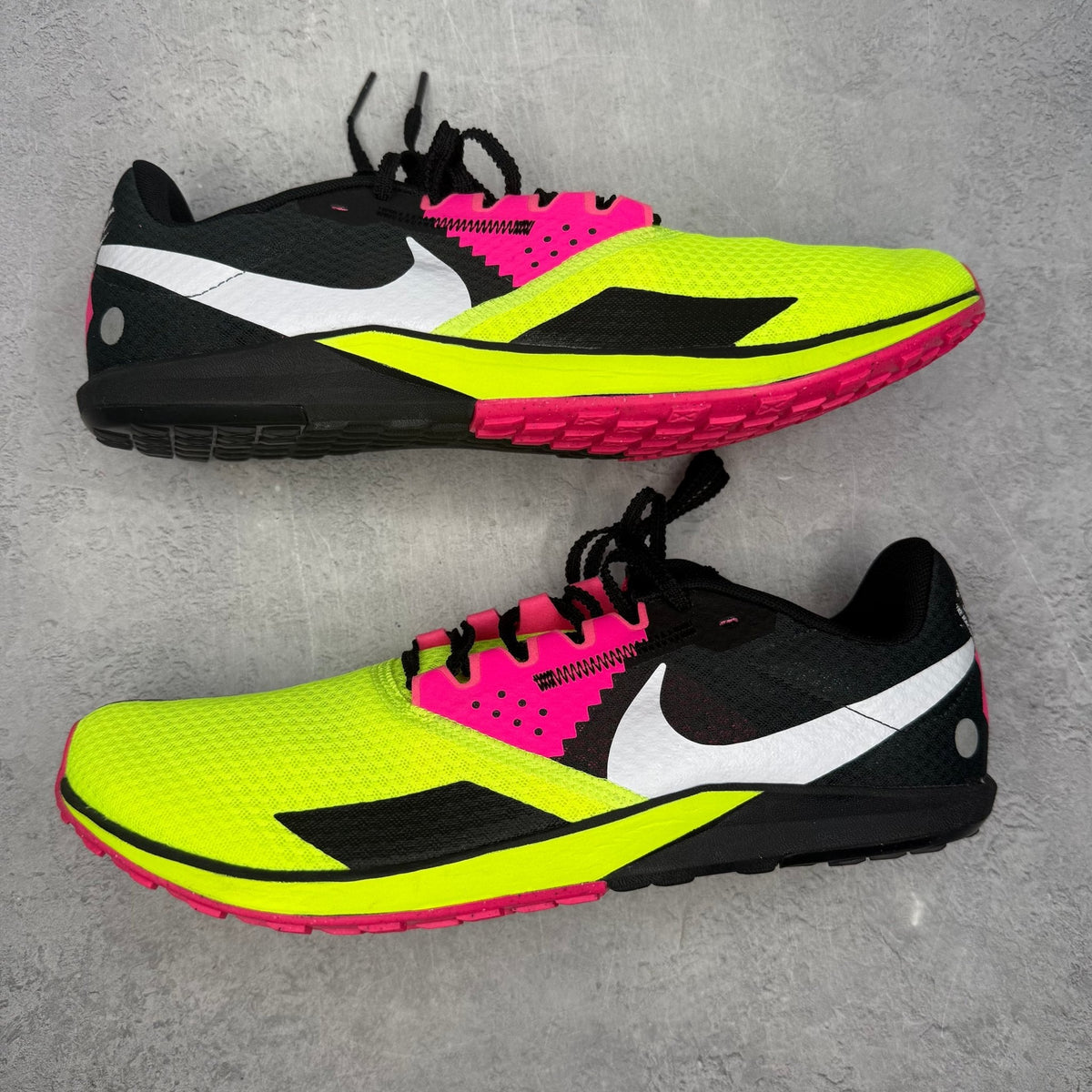 Nike ZoomX Dragonfly XC Volt Hyper Pink - Image 1
