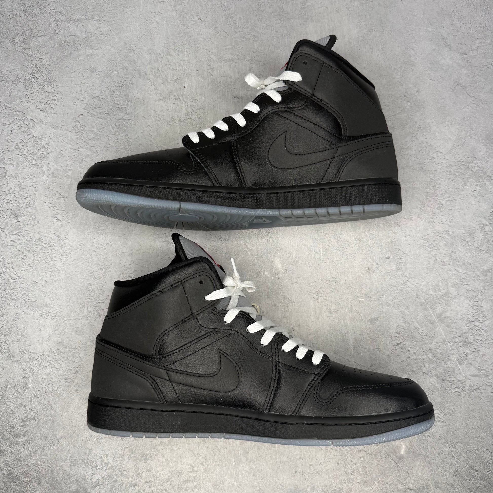 Jordan 1 Mid SE Black Metallic Reimagined *pre-owned* SIZE 13