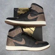 Jordan 1 Retro High OG Palomino *pre-owned* SIZE 10.5