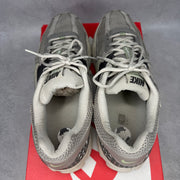 Nike Zoom Vomero 5 Cobblestone Flat Pewter (Women's) *pre-owned* SIZE 13.5W