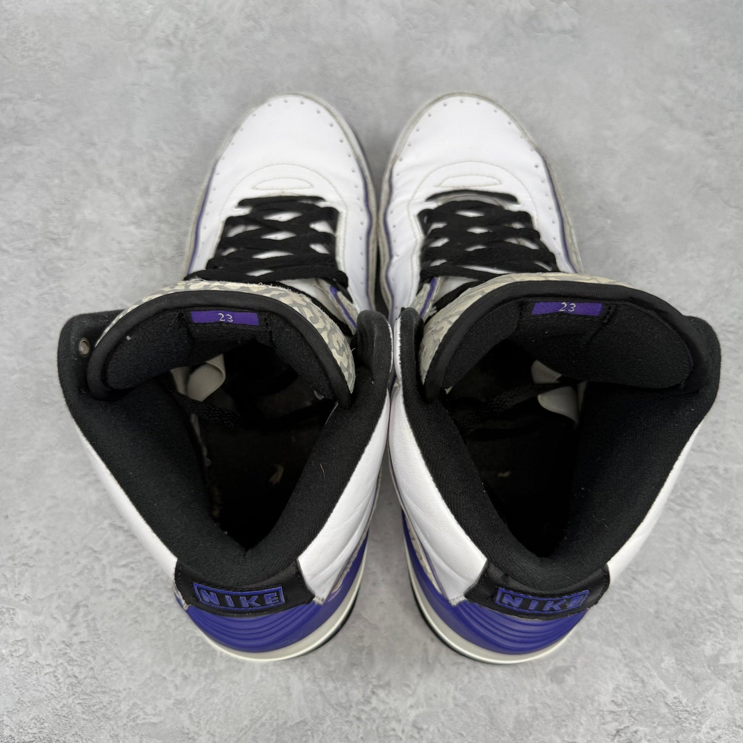 Jordan 2 Retro Dark Concord *pre - owned* SIZE 11 - Kicks Collective PA - Jordan - 385475 - 153 - Men's Shoes - 11M/12.5W - Pre - Owned