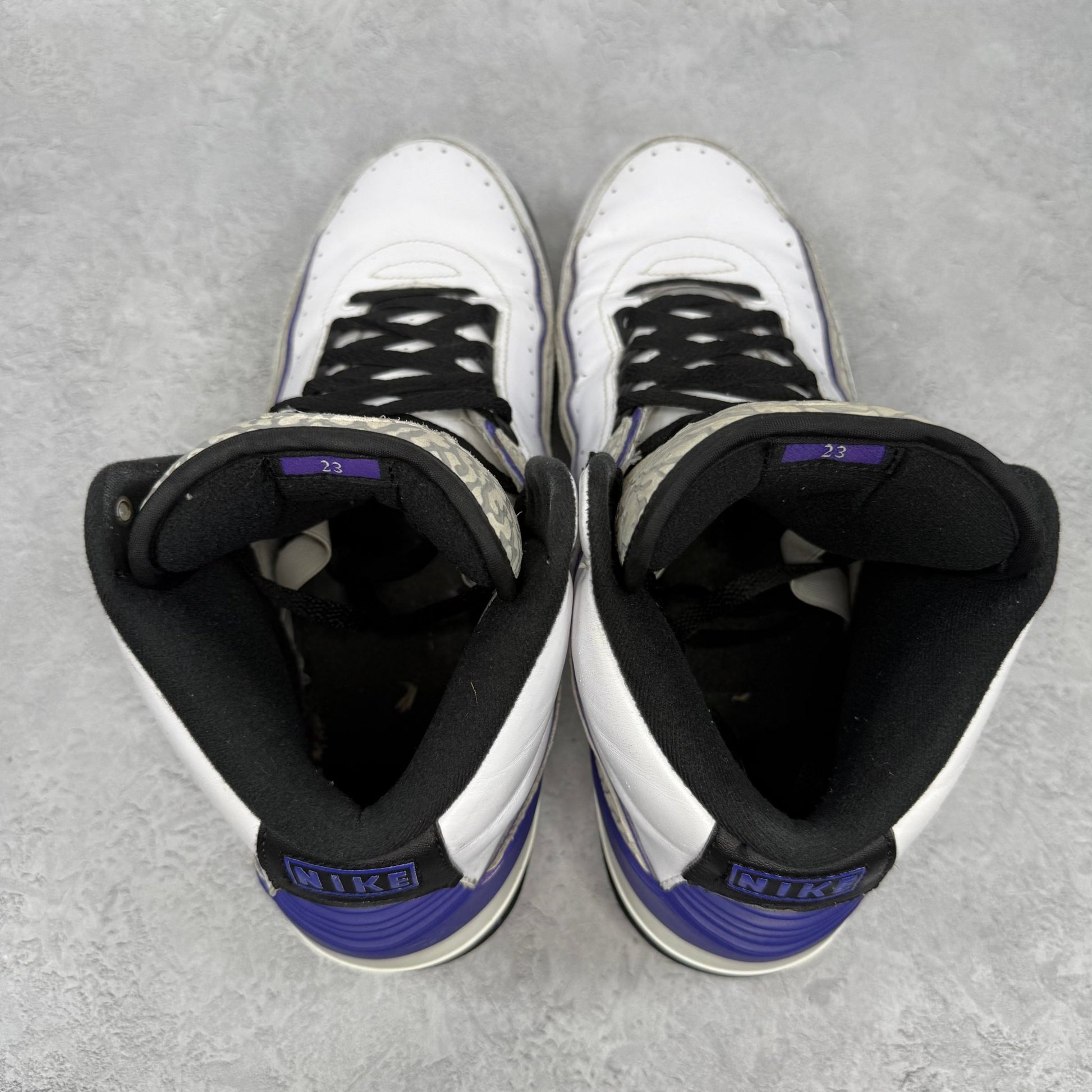 Jordan 2 Retro Dark Concord *pre - owned* SIZE 11 - Kicks Collective PA - Jordan - 385475 - 153 - Men's Shoes - 11M/12.5W - Pre - Owned
