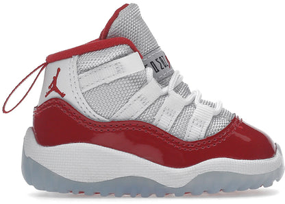 Jordan 11 Retro Cherry (2022) (TD) *pre-owned* SIZE 9C