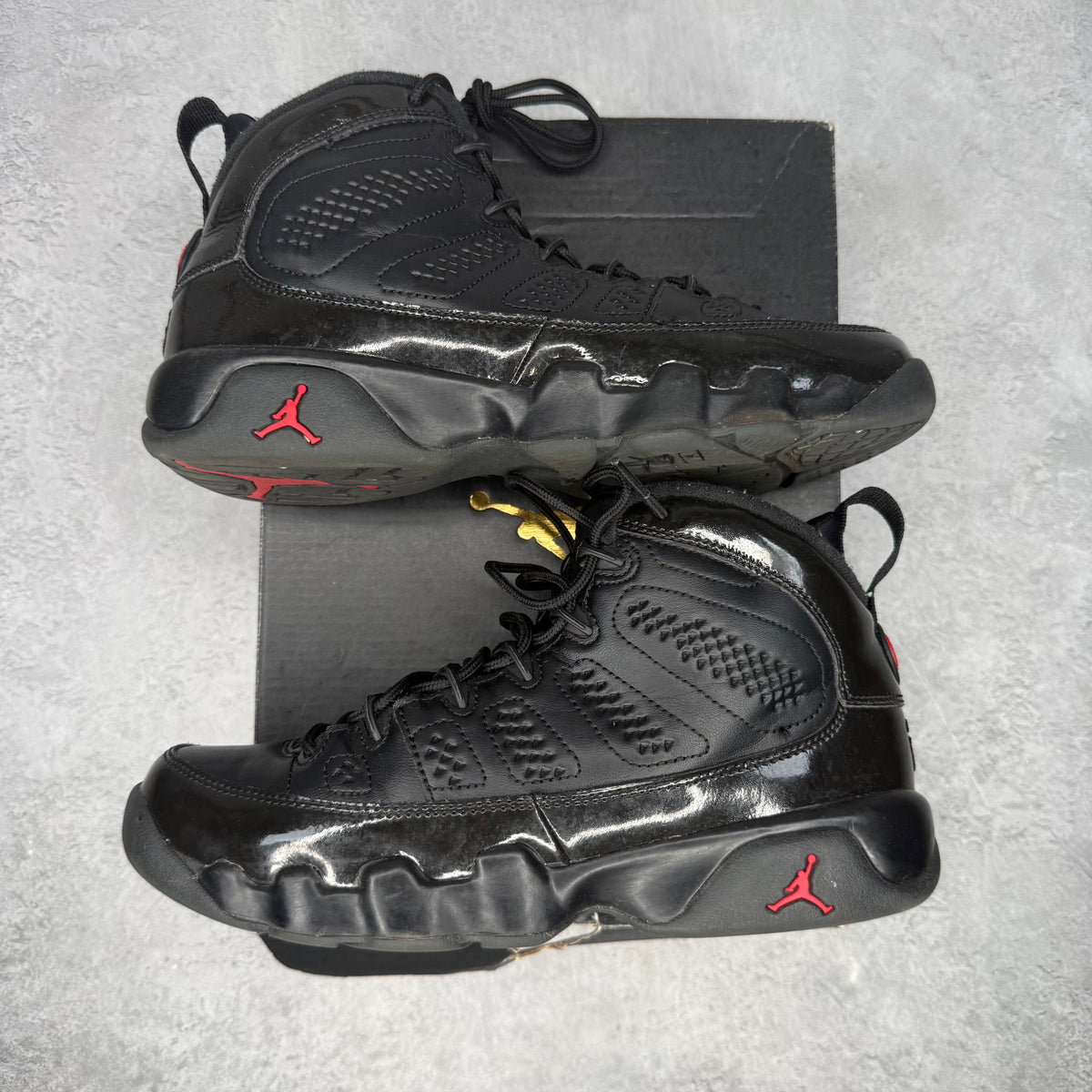 Jordan 9 Retro Bred Patent (GS) *pre-owned* SIZE 7Y
