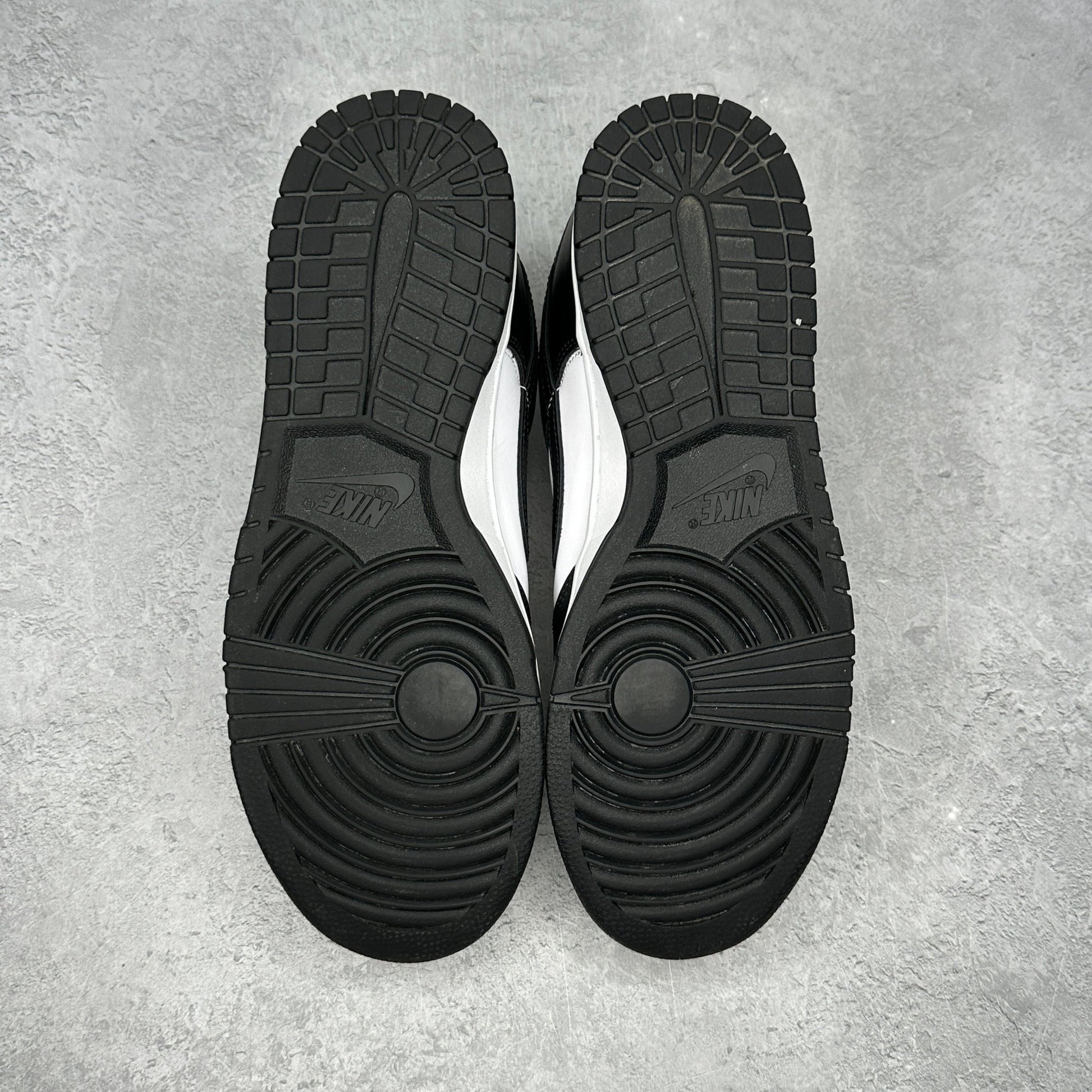 Nike Dunk Low Retro White Black Panda *pre - owned* SIZE 11 - Kicks Collective PA - Nike - DD1391-100 - Men's Shoes - 11M/12.5W - Pre - Owned - No Box