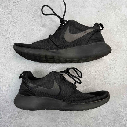 Nike Roshe Run Triple Black (Women's) *pre-owned* SIZE 7.5W