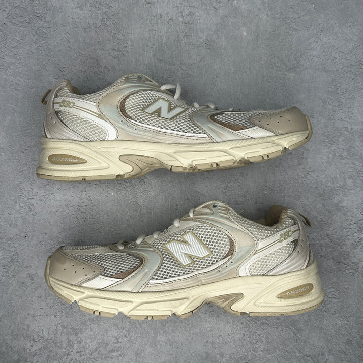 New Balance 530 Beige Angora *pre-owned* SIZE 10.5
