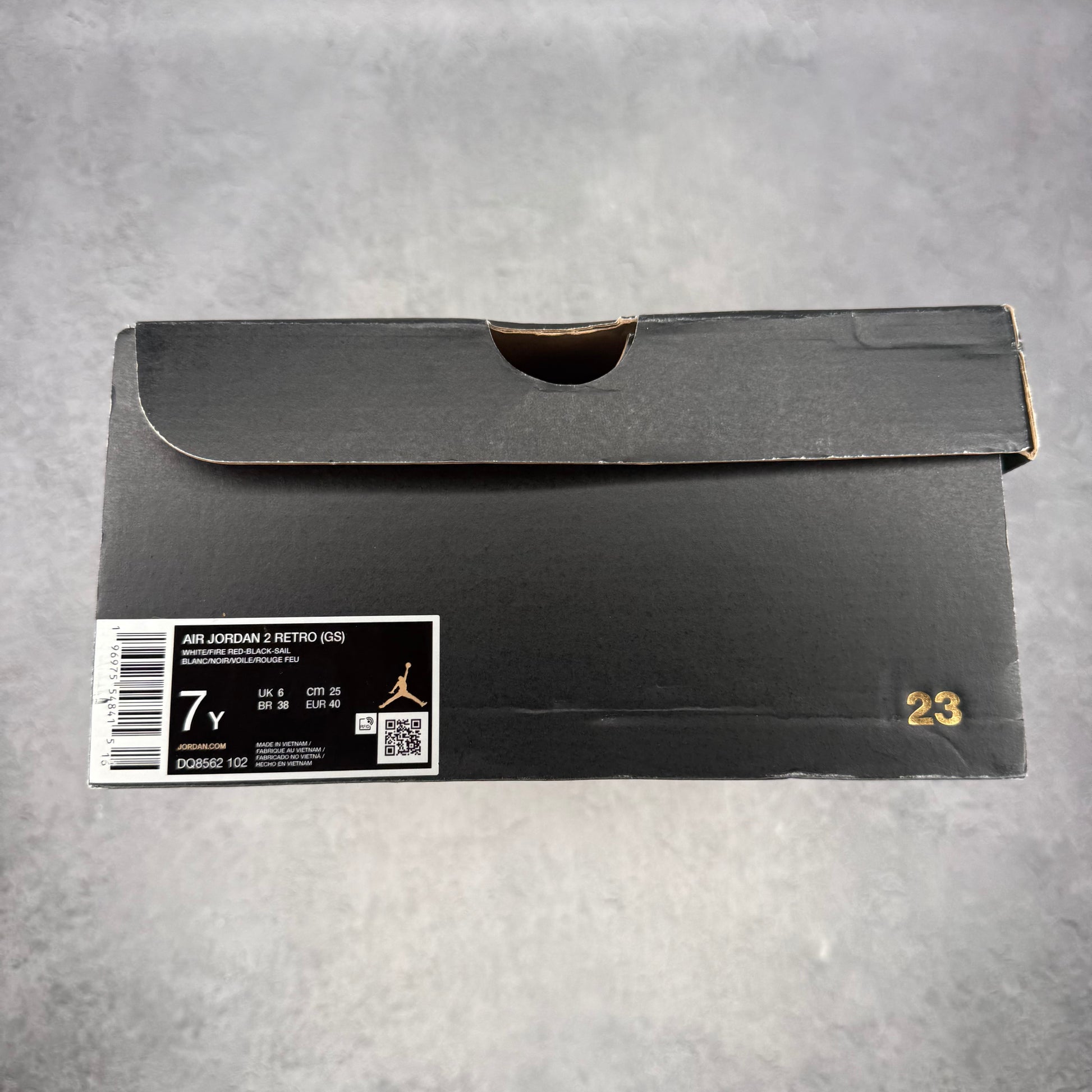 Jordan 2 Retro Python (GS) *pre-owned* SIZE 7Y