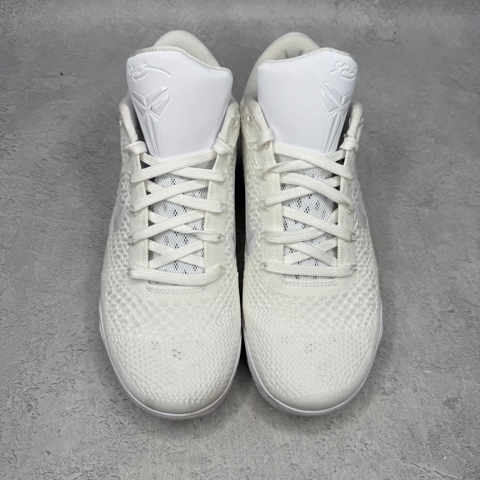 Nike Kobe 9 Elite Low Protro Halo *pre-owned* SIZE 10