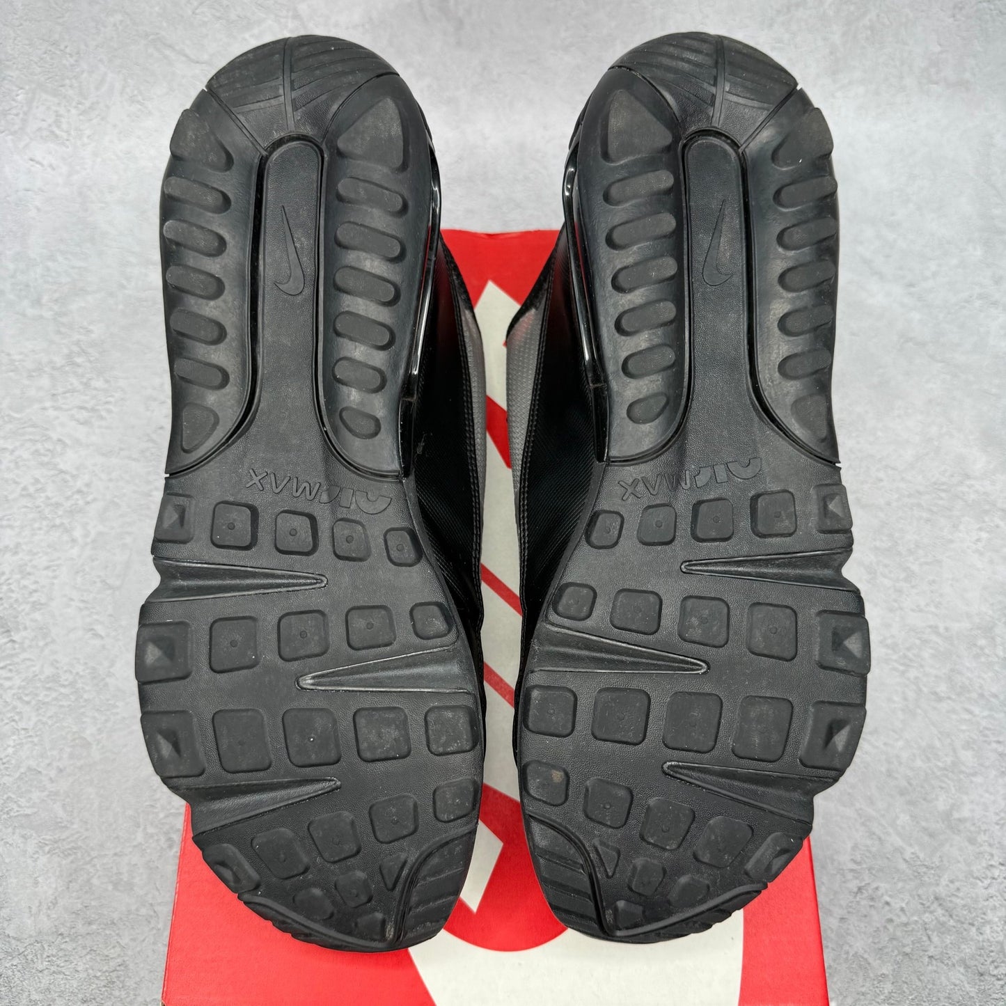 Nike Air Max 2090 Black Wolf Grey *pre - owned* SIZE 11 - Kicks Collective PA - Nike - BV9977-001 - Men's Shoes - 11M/12.5W - Pre - Owned