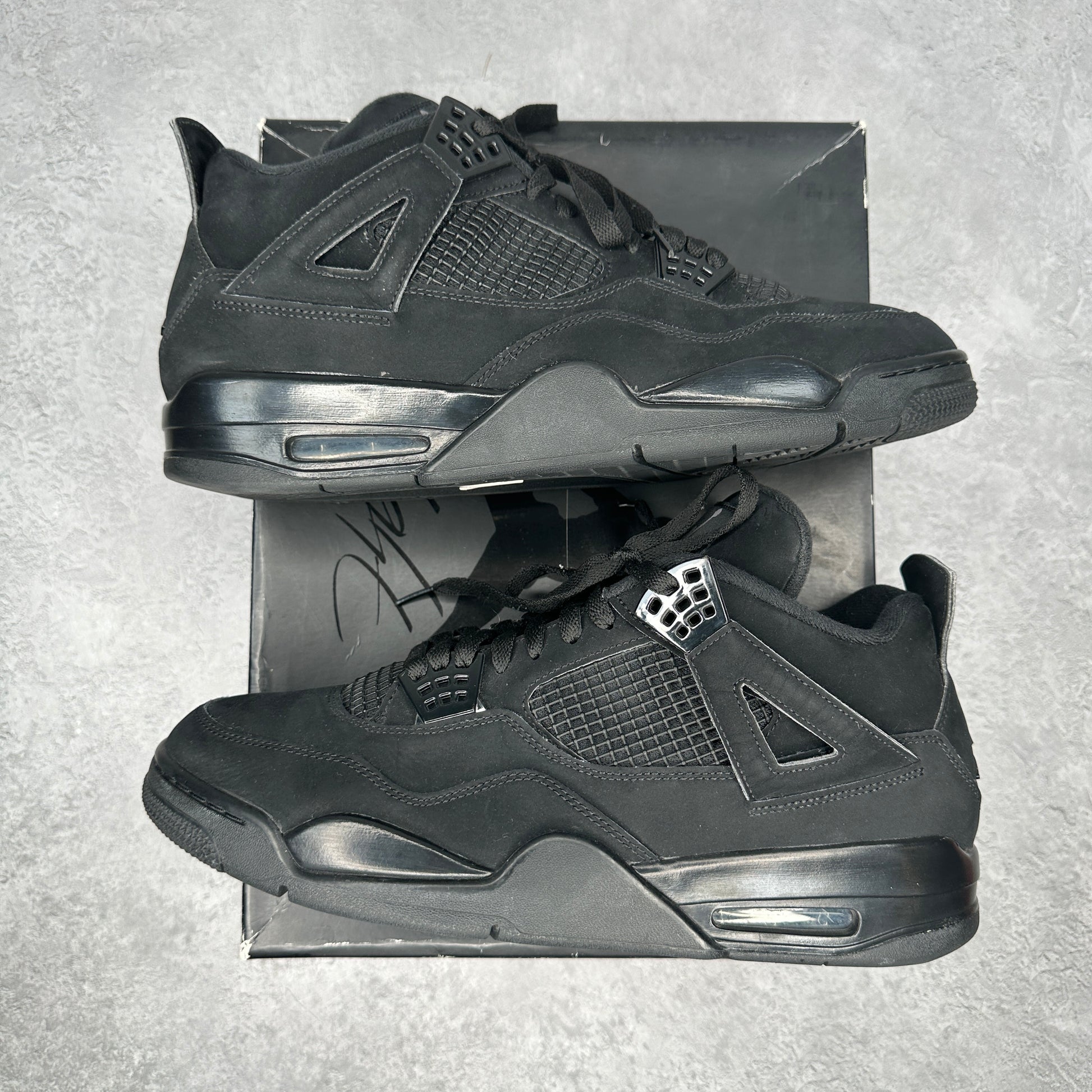 Jordan 4 Retro Black Cat (2020) *pre-owned* SIZE 13