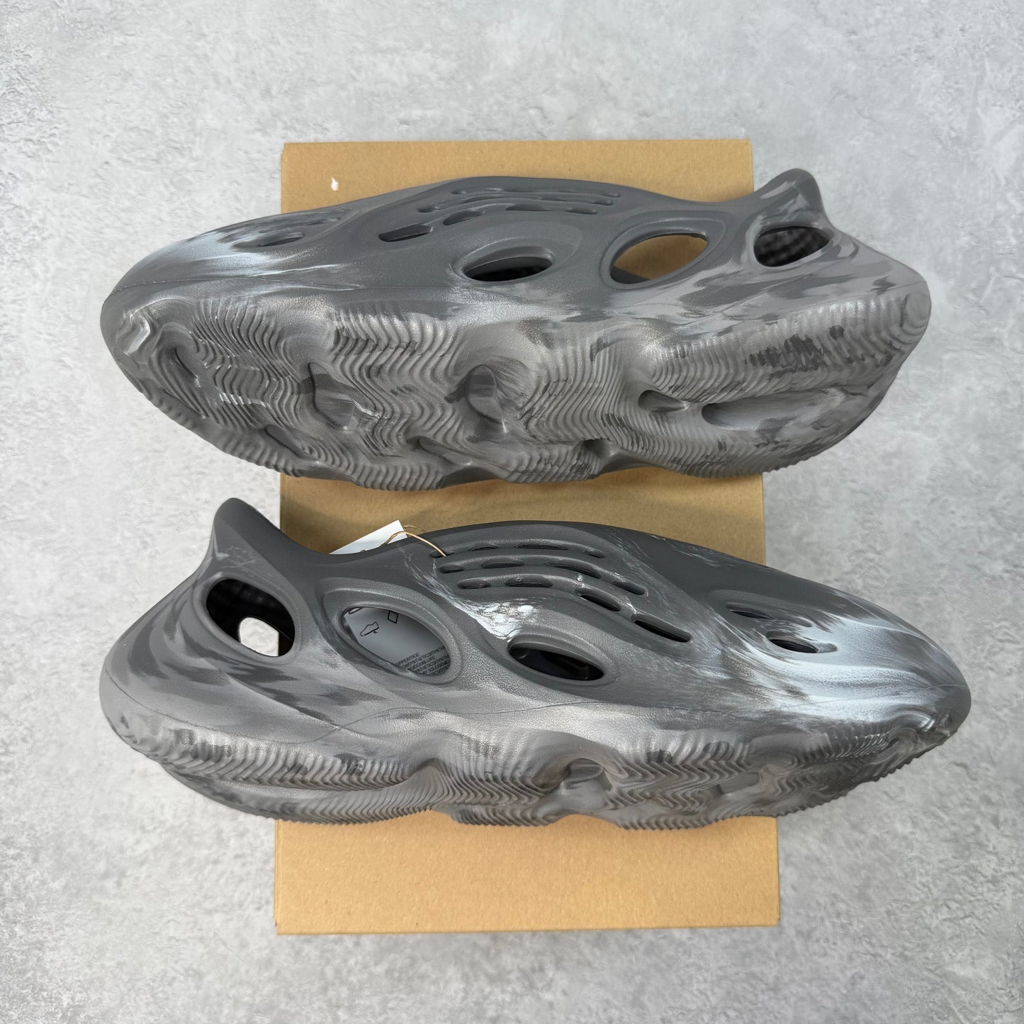 adidas Yeezy Foam RNR MX Granite