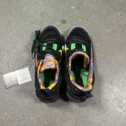 Nike Giannis Immortality 2 Kaleidoscope (GS) *pre-owned* SIZE 5.5Y