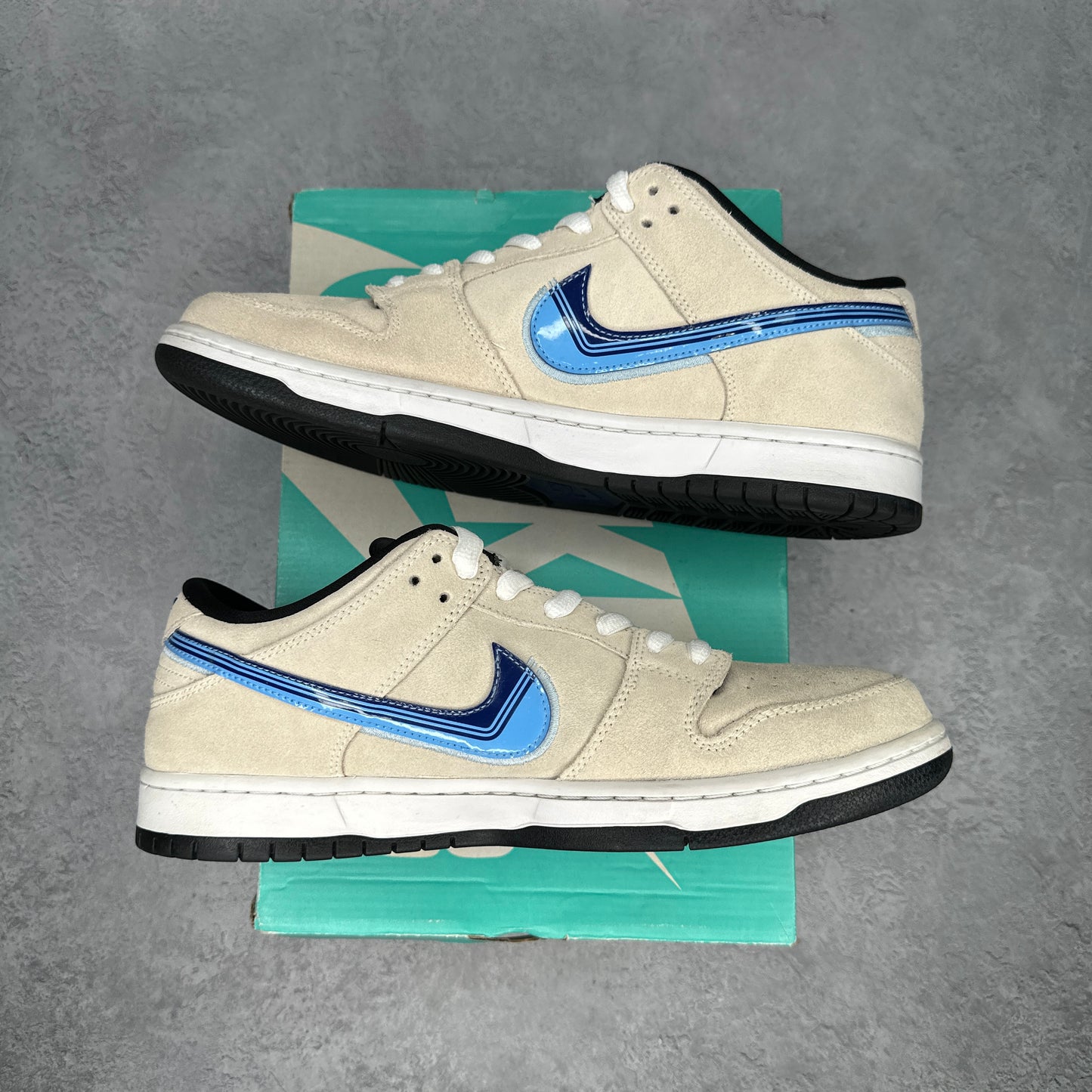 Nike SB Dunk Low Truck It *pre-owned* SIZE 11.5