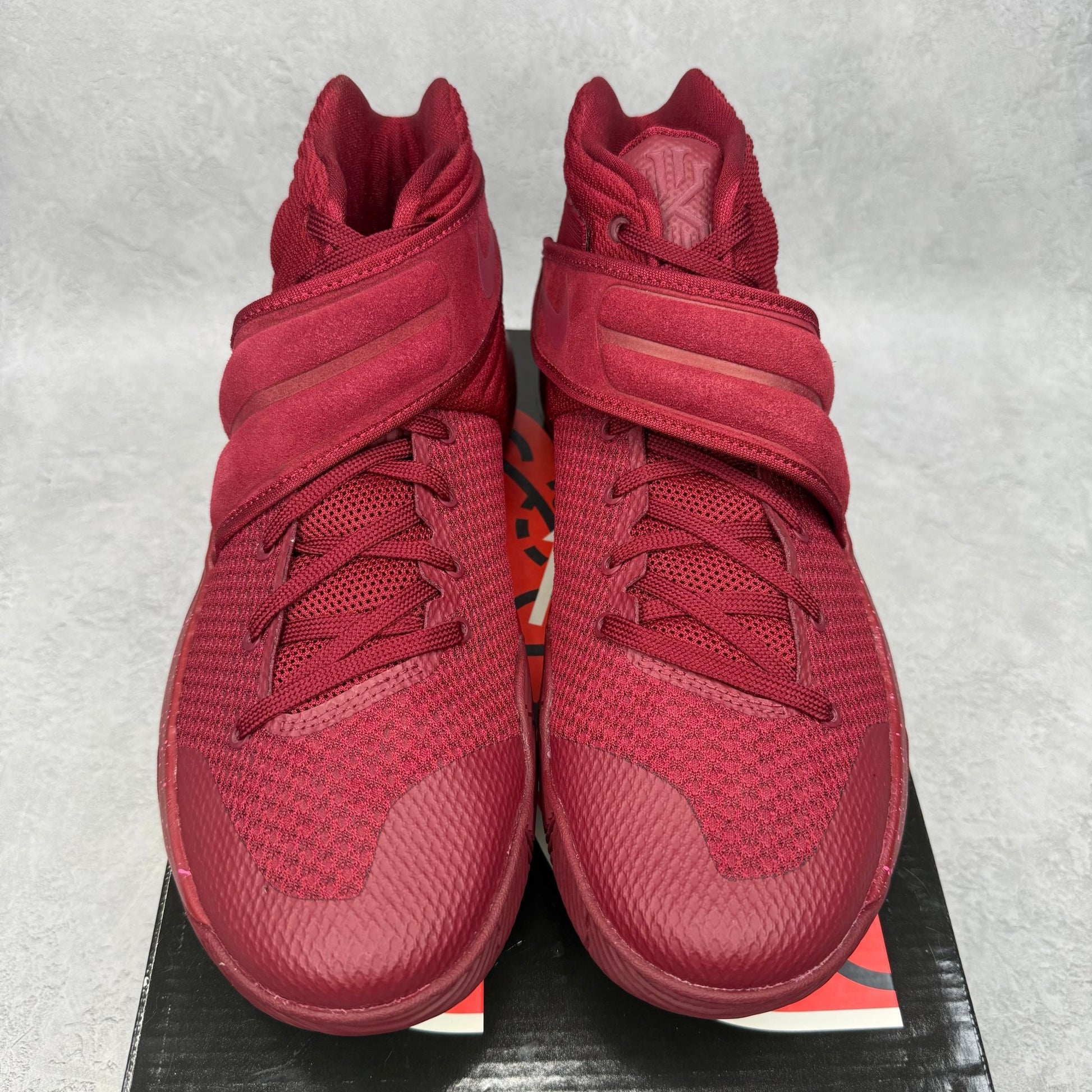 Nike Kyrie 2 Red Velvet VNDS *pre - owned* SIZE 11 - Kicks Collective PA - Nike - 819583-600/820537-600 - Men's Shoes - 11M/12.5W - Pre - Owned