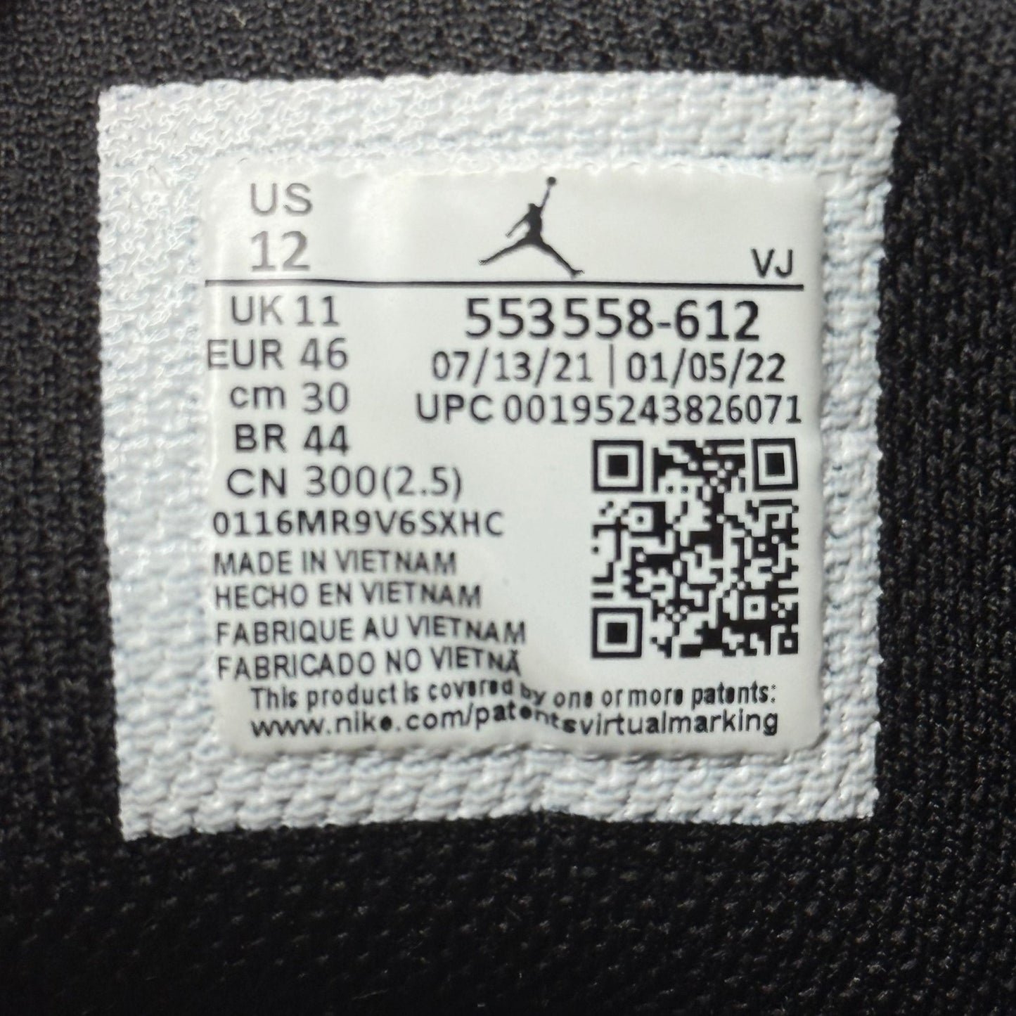 Jordan 1 Low Bred Toe *pre - owned* SIZE 12 - Kicks Collective PA - Jordan - 553558-612 - Men's Shoes - 12M/13.5W - Pre - Owned