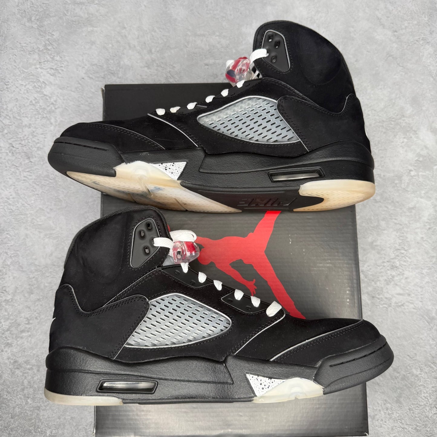 Jordan 5 Retro OG Black Metallic Reimagined *pre - owned* SIZE 9.5 - Kicks Collective PA - Jordan - HF3975 - 001 - Men's Shoes - 9.5M/11W - Pre - Owned