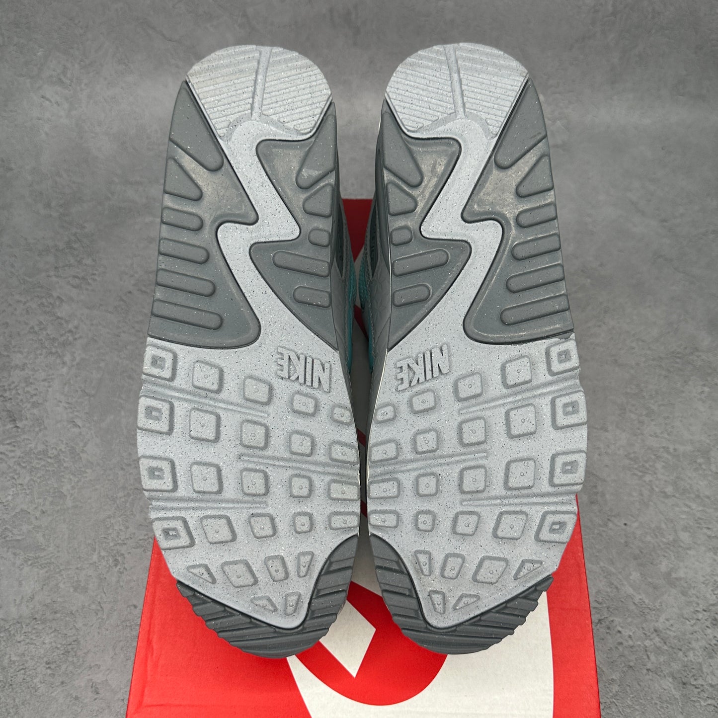Nike Air Max 90 Snowflake