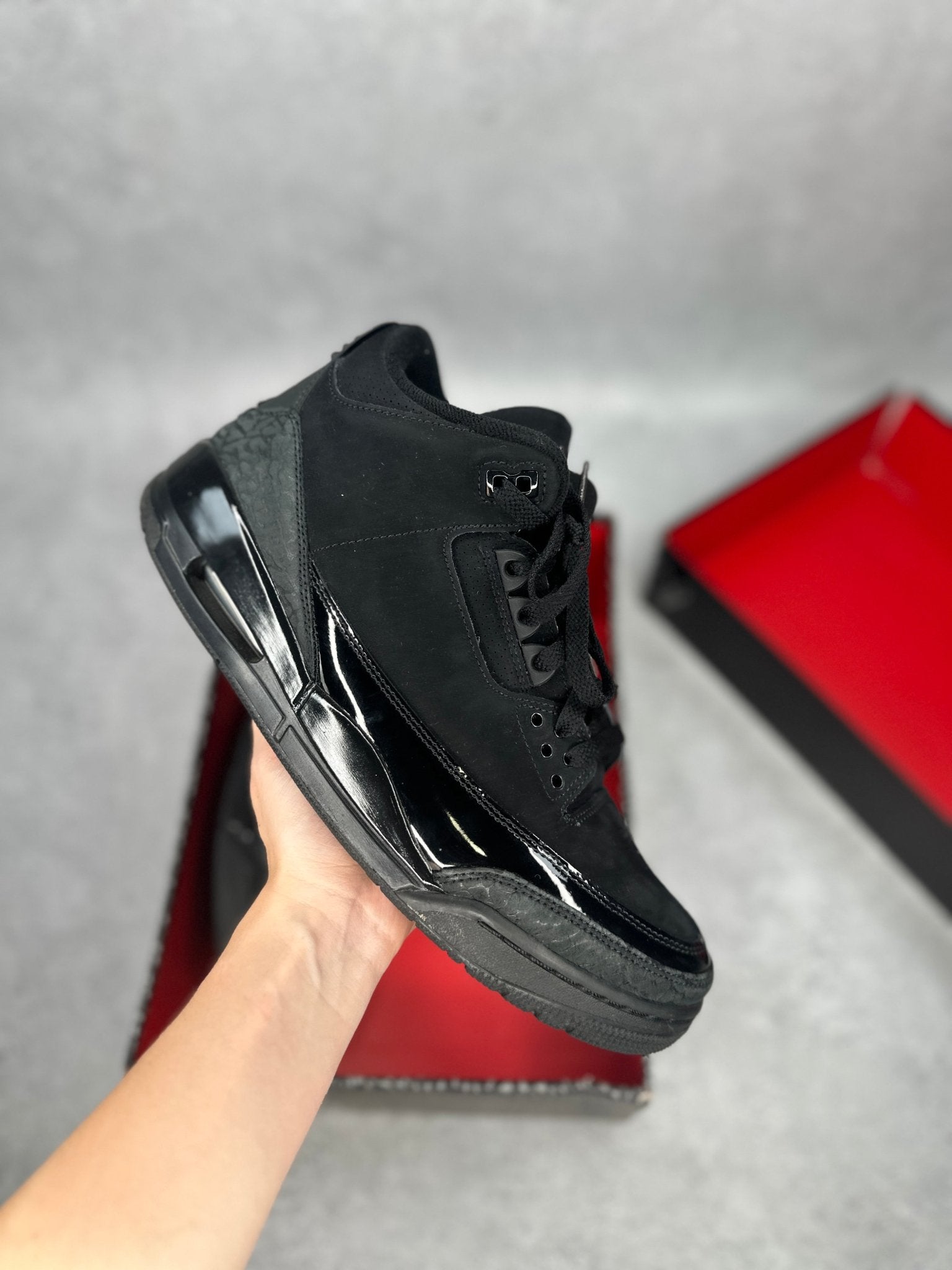Jordan 3 Retro Black Cat (2025) *pre - owned* SIZE 10 - Kicks Collective PA - Jordan - CT8532 - 001 - Men's Shoes - 10M/11.5W - Pre - Owned